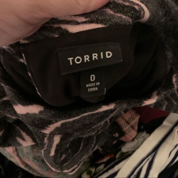 Torrid DARK GREY & PINK ZEBRA HACCI MOCK NECK TRAPEZE DRESS 0 - Picture 11 of 11